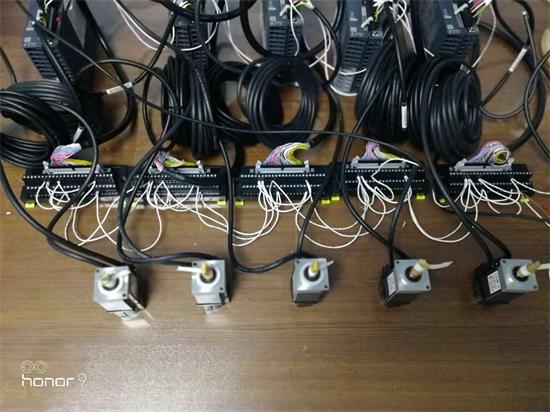 號(hào)外！號(hào)外_三菱定位新用法：FX5U內(nèi)置32軸總線(xiàn)定位！